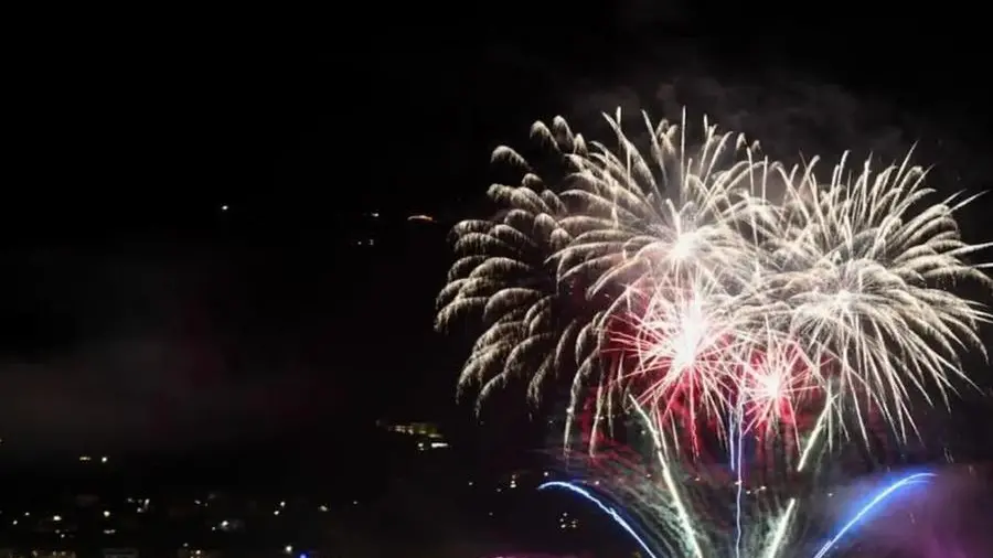 Capodanno 2024 a Salò con i fuochi d'artificio