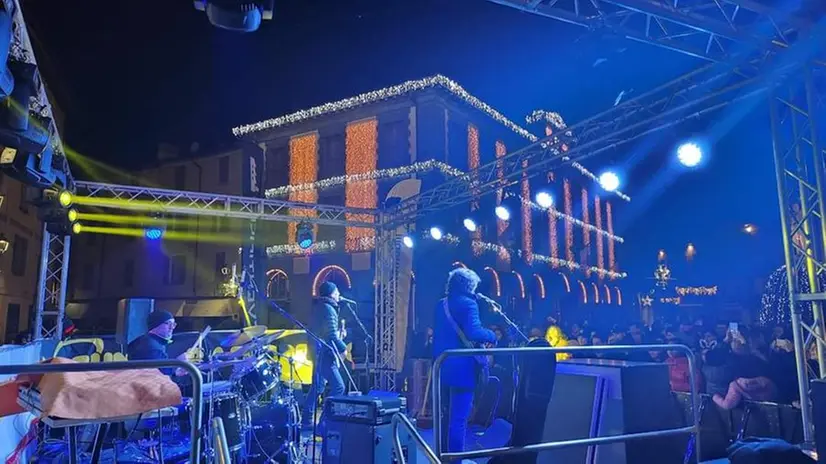 I festeggiamenti per il nuovo anno in piazza a Iseo