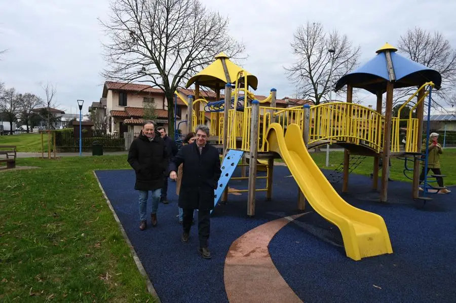 L'inaugurazione del parco di via Cacciamali