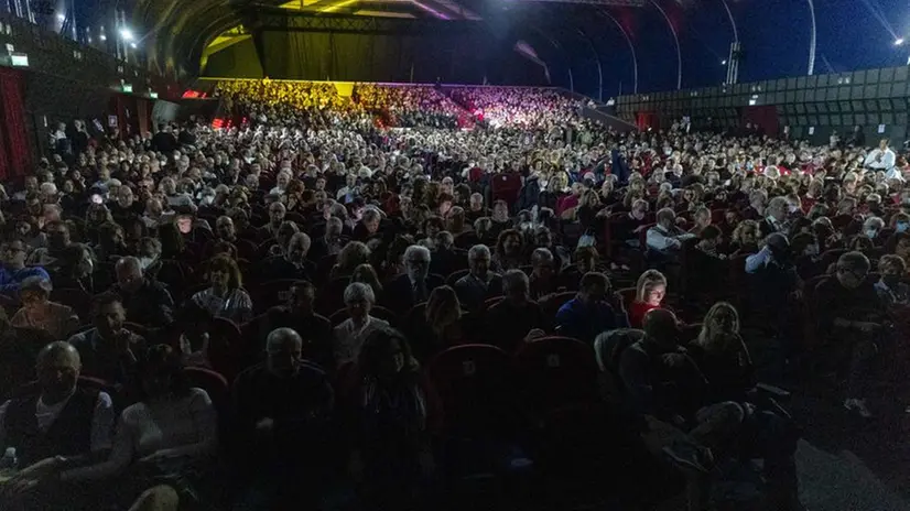 Gran Teatro Morato tutto esaurito per lo spettacolo di Panariello