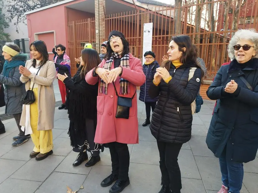 Il flash mob itinerante per ricordare le vittime della Shoah