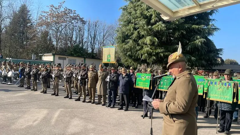 Gli alpini alla scuola Nikolajewka di Mompiano