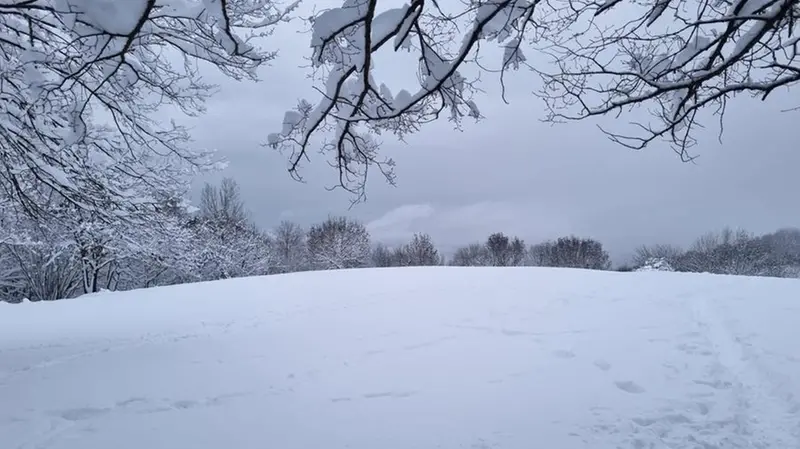A fine giornata la neve accumulata in Maddalena