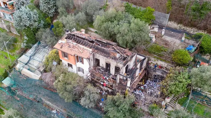 La villetta di Gussago devastata dall'incendio