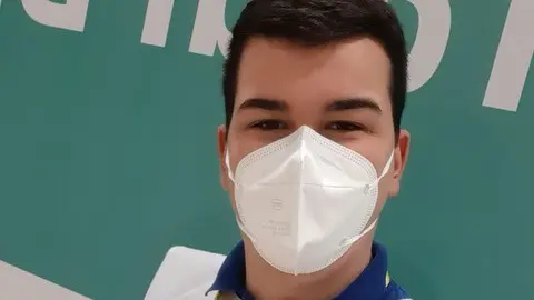 Alessandro Ceretti all’hub vaccinale durante la pandemia - Foto © www.giornaledibrescia.it