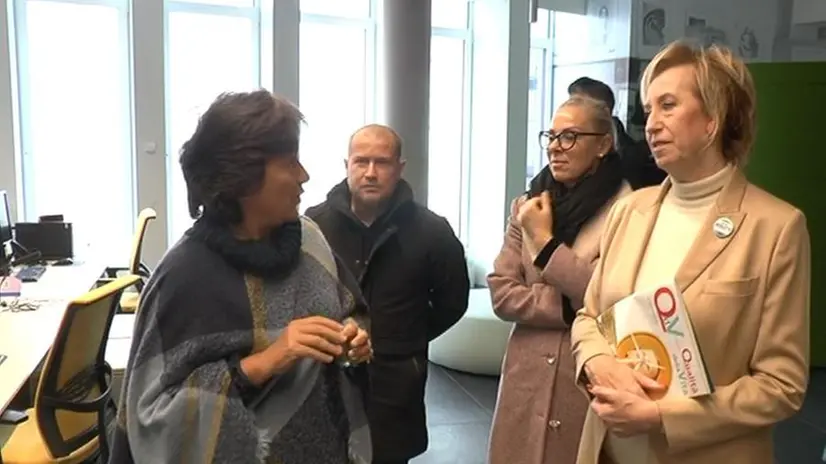 Regionali, Letizia Moratti in visita al GdB: «Brescia merita più attenzione»