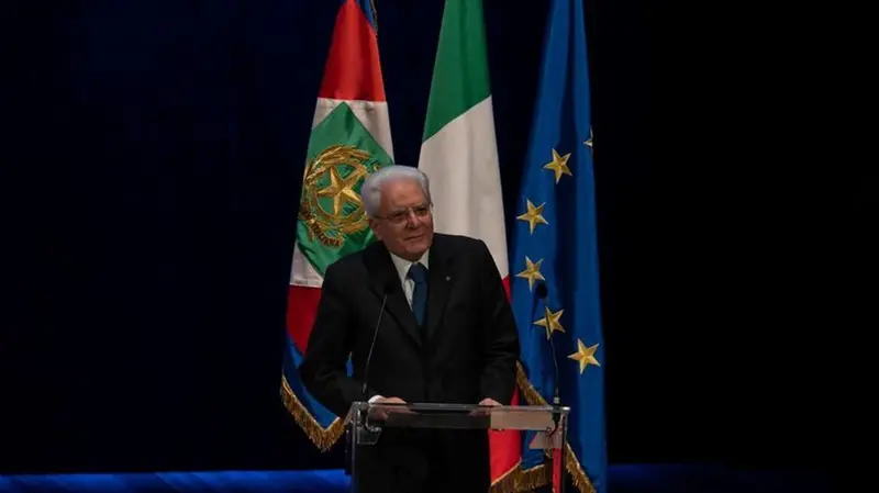 Dal palco, Sergio Mattarella ha augurato a tutti «Buon anno della Capitale della Cultura» - Foto New Reporter Favretto/Nicoli © www.giornaledibrescia.it