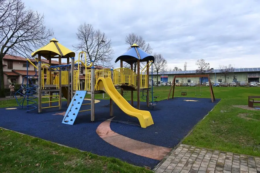 L'inaugurazione del parco di via Cacciamali