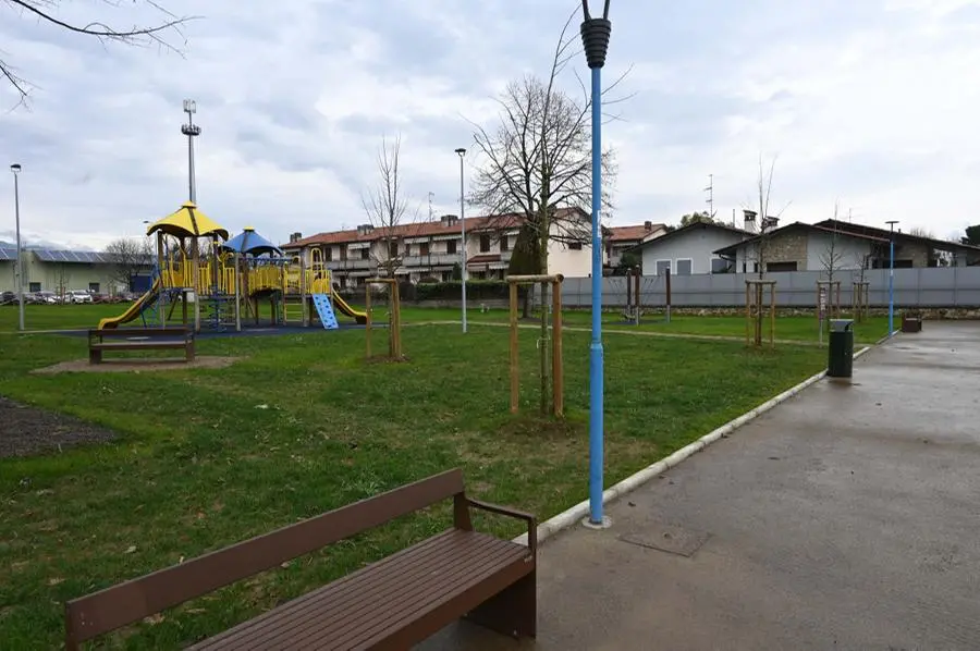 L'inaugurazione del parco di via Cacciamali