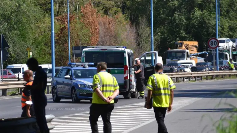 Traffico bloccato lungo la tangenziale Ovest - Foto D.G. Marini