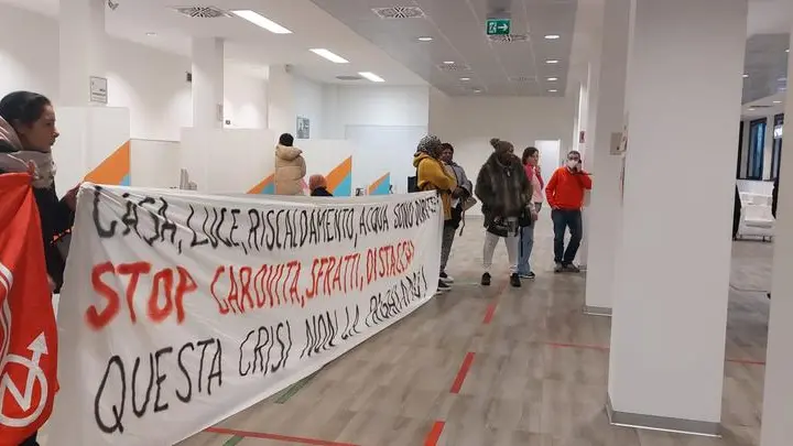 L'occupazione all'Enel di via Cassala