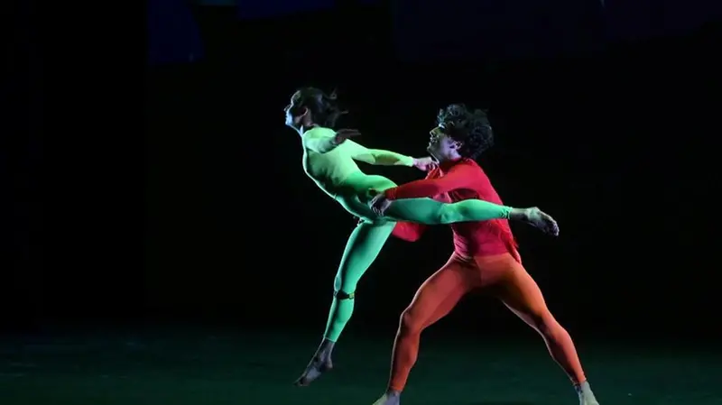 Una scena de Il Grande dei piccoli (Teatro Grande) - Foto New Reporter Favretto © www.giornaledibrescia.it