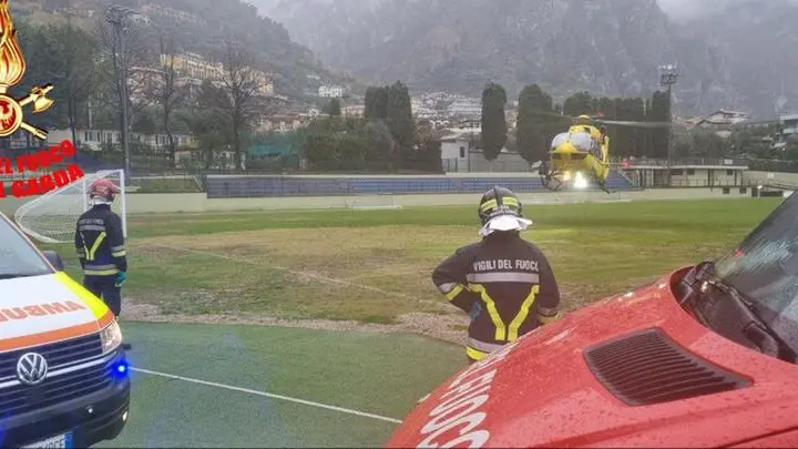 L'intervento dell'elisoccorso a Limone