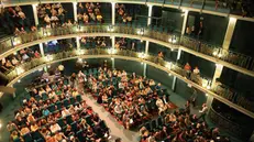 Una vista dall'alto del Teatro Sociale di Brescia - Foto New Reporter © www.giornaledibrescia.it