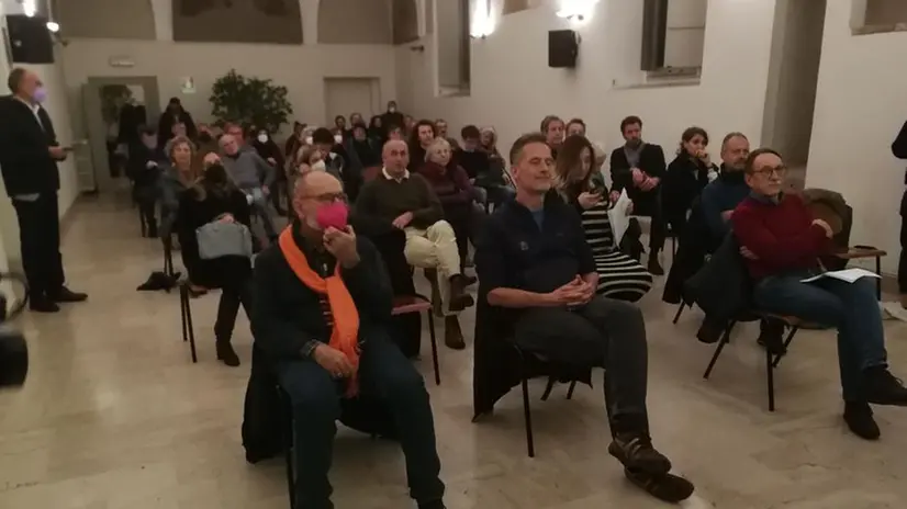 Alcuni momenti della presentazione del movimento Brescia Attiva