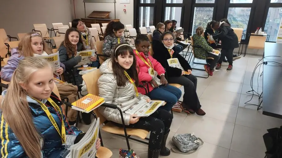 La classe V della primaria di Paitone in visita al GdB