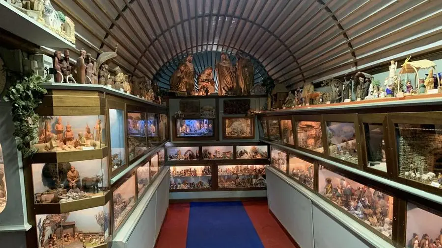 Sono oltre 1.300 i presepi esposti nella sede di Bornato di Cazzago San Martino - © www.giornaledibrescia.it