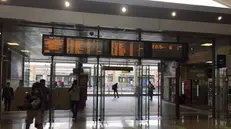 L'interno della stazione ferroviaria di Brescia - © www.giornaledibrescia.it