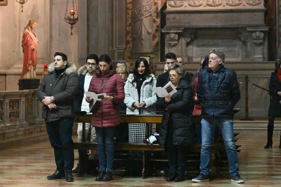 La celebrazione della messa della notte di Natale in Duomo a Brescia