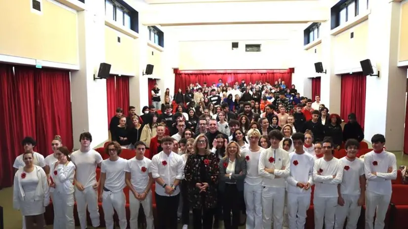 Gli studenti del corso di Servizi di Impresa del Cfp Lonati