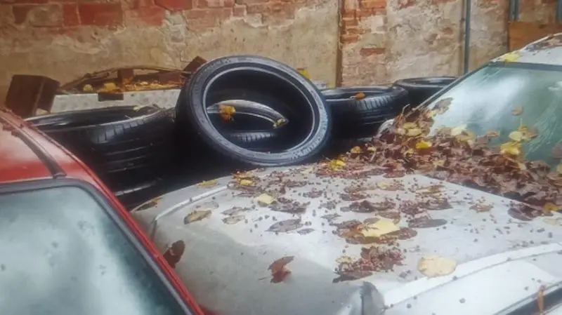 I carabinieri eseguiranno indagini sui mezzi - © www.giornaledibrescia.it