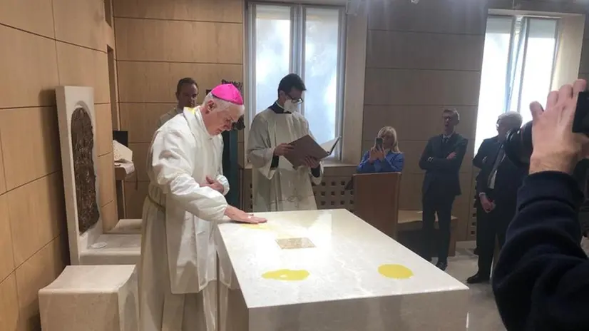 Le reliquie dei santi Paolo VI, Tovini e Barelli vengono collocate nella cappella della Cattolica