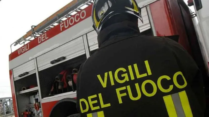 Sul posto sono intervenuti i Vigili del Fuoco