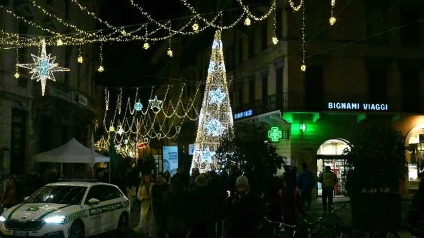 Brescia e le luminarie, i corsi addobbati