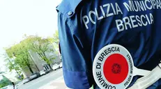 Un agente di polizia - © www.giornaledibrescia.it