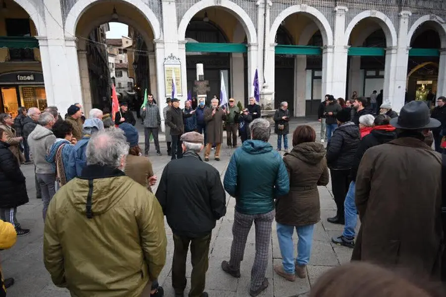 La manifestazione antifascista a Brescia