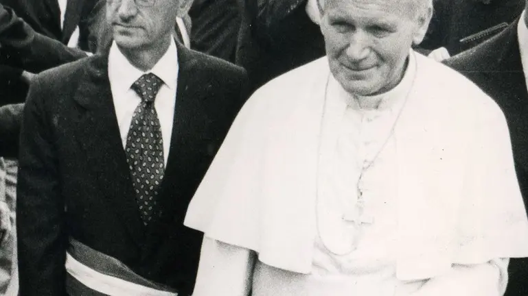 Col Papa durante la visita a Brescia nel 1982