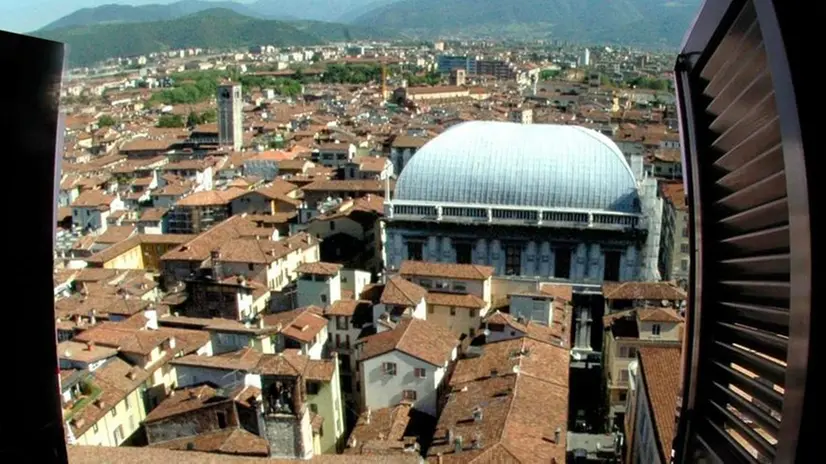 In definizione il perimetro della coalizione del centrosinistra per Loggia 2023 - © www.giornaledibrescia.it