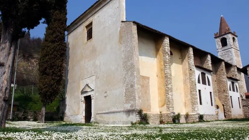 Santa Maria Assunta, o Chiesa dei Morti, a Piè del Dosso di Gussago - © www.giornaledibrescia.it