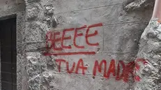 L'atto vandalico a Bienno - © www.giornaledibrescia.it