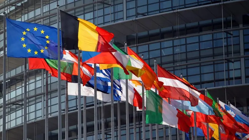 Bandiere europee - © www.giornaledibrescia.it