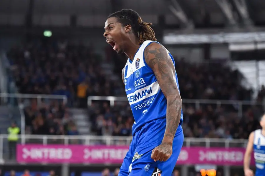 Le immagini di Germani Brescia-Virtus Bologna