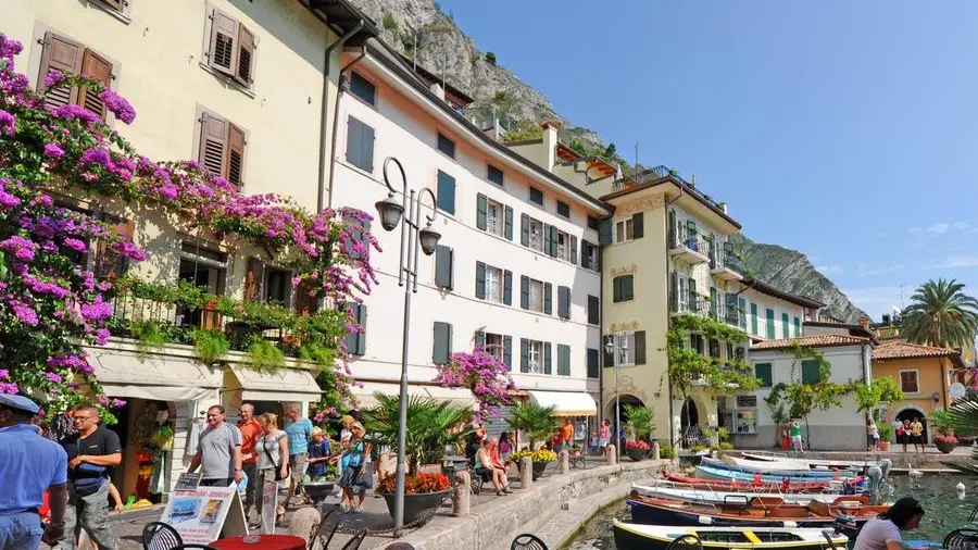 Uno scorcio romantico di Limone sul Garda - Foto © www.giornaledibrescia.it