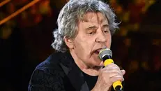 Fausto Leali all’Ariston nel 2020, «ospite» di Michele Zarrillo nella serata dei duetti - Foto Ansa © www.giornaledibrescia.it