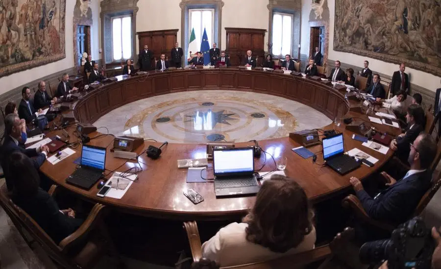 Consiglio dei ministri in seduta - Foto Ansa © www.giornaledibrescia.it