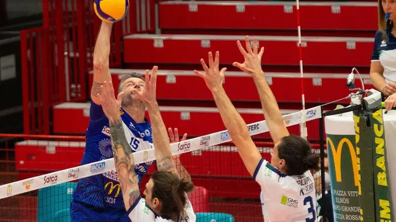 Migliaia i palloni messi a terra in carriera da Alberto Cisolla - Foto © www.giornaledibrescia.it