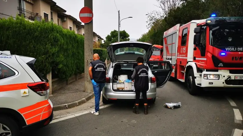I mezzi di soccorsi intervenuti per il recupero del corpo nel Mella
