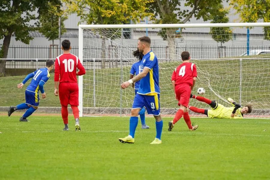 Calcio dilettanti, Seconda categoria: Real Rovato Franciacorta-Real Borgosatollo 2-3