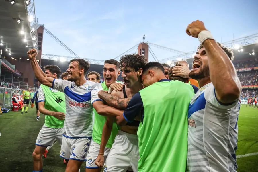 Le immagini di Genoa-Brescia