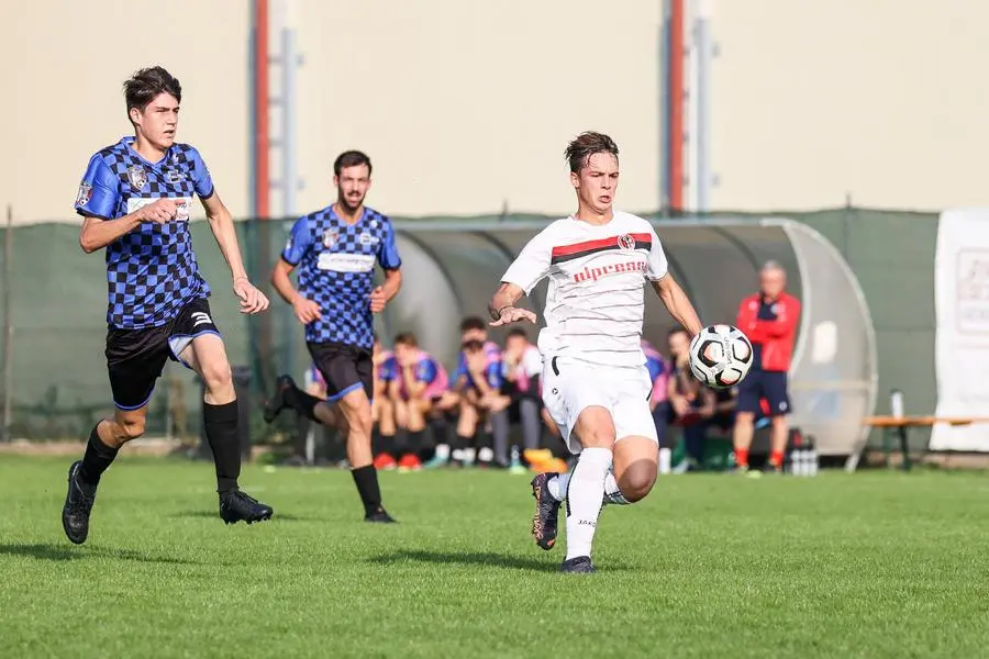 Calcio dilettanti, Promozione: Pavonese-Voluntas Montichiari 2-0