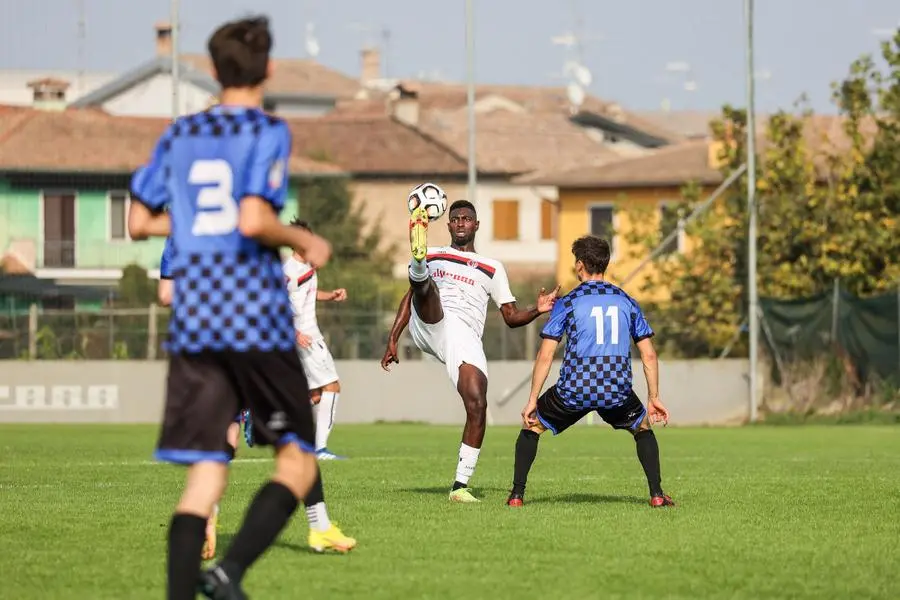 Calcio dilettanti, Promozione: Pavonese-Voluntas Montichiari 2-0