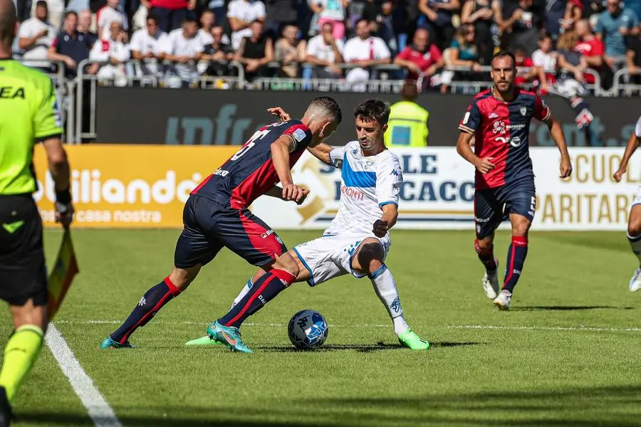 Calcio, serie B: il Brescia sfida il Cagliari