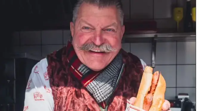 Dario Cecchini firma i panini di Erbusco - Foto Instagram