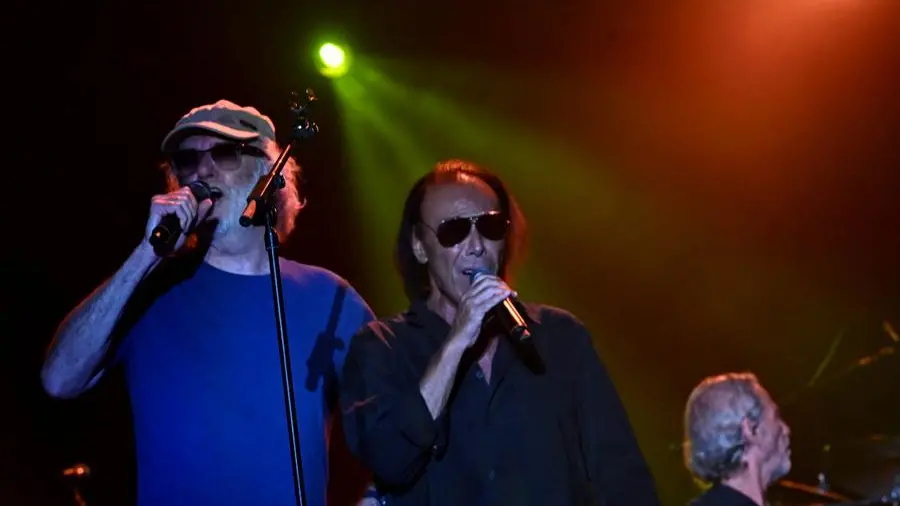 Venditti e De Gregori in concerto in piazza Loggia