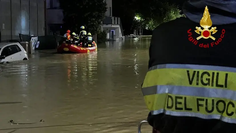 Maltempo: alluvione nelle Marche, morti e dispersi