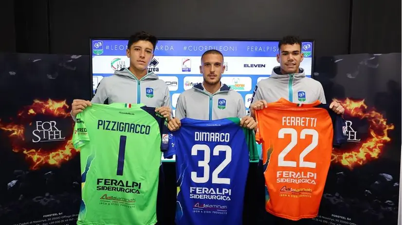 Il difensore Dimarco tra i portieri Pizzignacco e Ferretti - Foto Only Crew Simone Venezia Fotolive